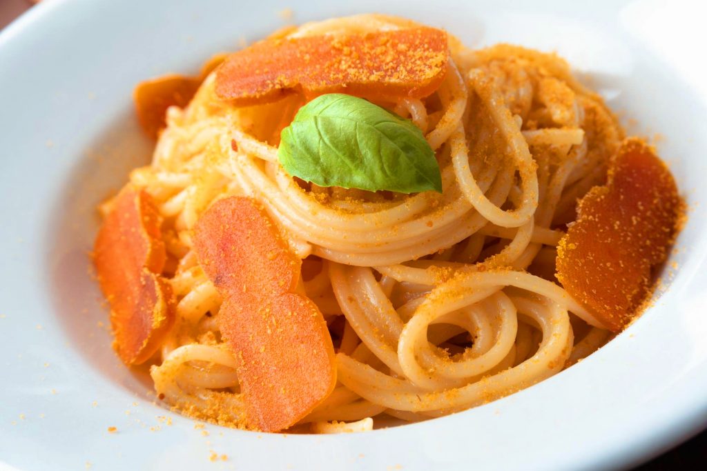 Spaghetti al limone con bottarga